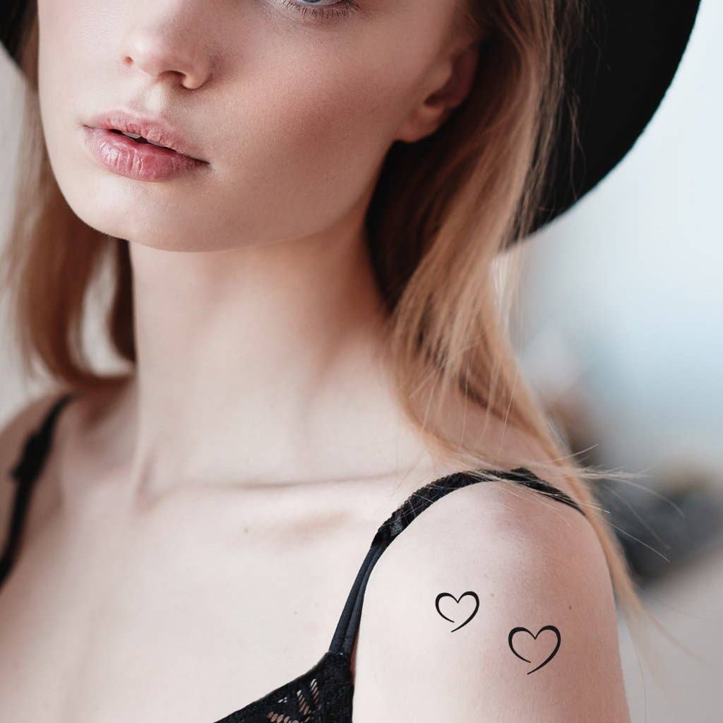 Minimalist black heart temporary tattoo (set of 6)