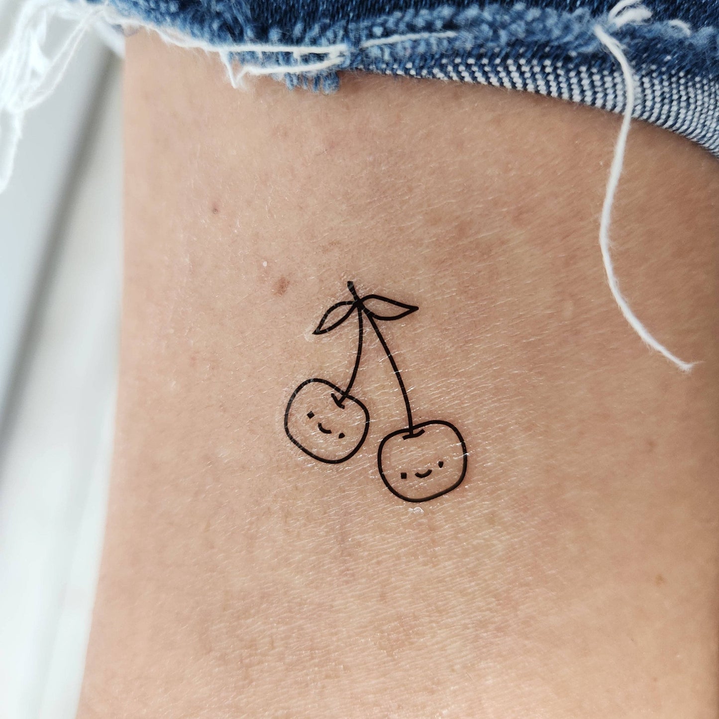 Kawai cherry temporary tattoo (set of 4)